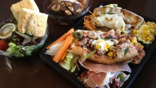 ビュッフェスタイルのランチが人気