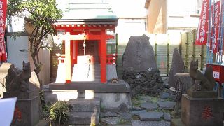 大正6年の台風の高潮の後、「芭蕉遺愛の石の蛙」が出土したところです。