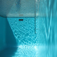 スイミングプール