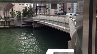 フェスティバルホール前の橋です!!