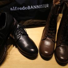 『アルフレッドバニスター』　価格の割に皮がイイ。