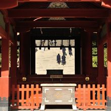 お参りしたと実感できる定番スポットです