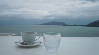 海を眺めてまったり・・・おすすめカフェ。