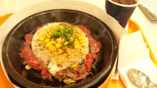 クニズ（アリオ西新井）