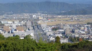 高知平野の眺望が楽しめます