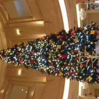 ロビーのツリーは本当にきれいでした。