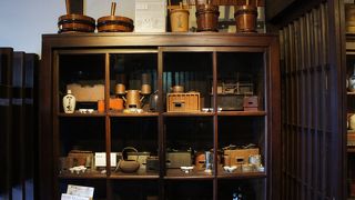 西条の酒蔵通りでは一番奥の方