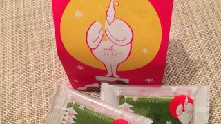 京都。頂いた茶の菓はクリスマスバージョンでした！