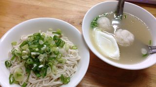 朝から人がいっぱい