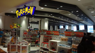 クリスマスが近づき、賑わっていました。