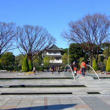 正面は　巽櫓 （たつみやぐら）