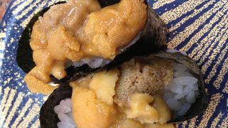 平日なのに長蛇の列