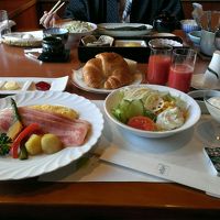朝食は意外と良かった。