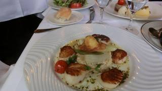 内装がステキなレストランで料理も美味しい～！！