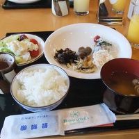 朝食（バイキングで和食をチョイス）