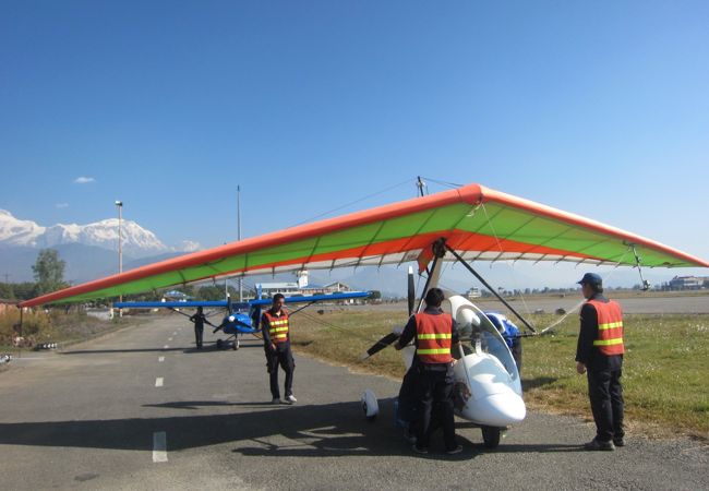 超軽量飛行機 (アビア クラブ ネパール)