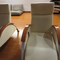 ヒーリングルームのリクライニングチェア