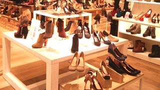 109系のレディスシューズ