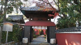 淀川を往来する廻船の守護神として、また遊郭で働く遊女の技芸上達の神として信仰を集めたようです