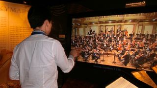 気軽に楽しめる体験型音楽ミュージアム