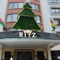 クリスマス前の玄関です