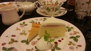 チーズケーキで有名なフォルマのカフェ