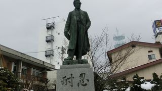 小さな公園になっています☆
