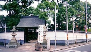 尾上の松があることで有名な尾上神社（おのえじんじゃ）