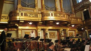 ニューイヤーコンサートの雰囲気を味わって