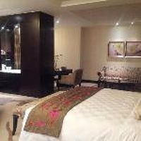 部屋は上品で美しい