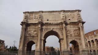 コンスタンティヌス帝の凱旋門