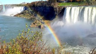 アメリカ滝はやっぱり小さい