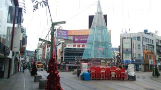 クリスマスの飾りつけ