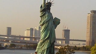 ここから観る季節ごとの「スカイウォーク」～お台場～