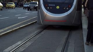 シンタグマ広場からトラムが出ています！