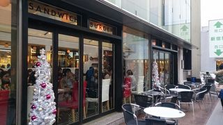 時間をつぶすのに良いカフェ