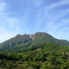 由布岳パーキングより。