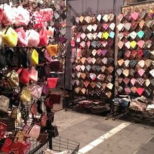 布制のマスクの屋台