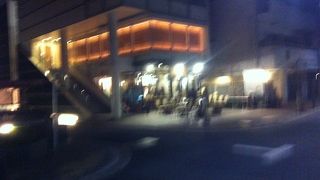 雰囲気いいが味はイマイチ