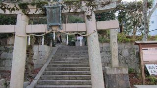 とうせんじんじゃ