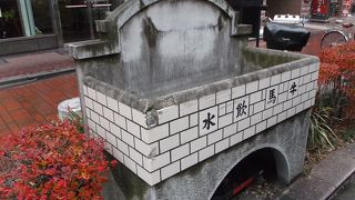 このスポット、馬車道歩けば・・見つけられます