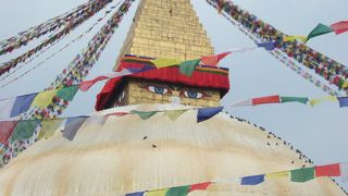 ネパール最大の仏塔