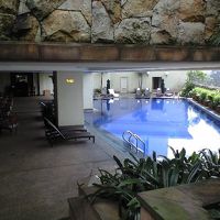 プールやスパ施設の庭園も素敵です