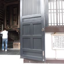 経藏(18日でなければ回せません)