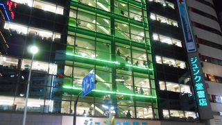 池袋の超大型書店