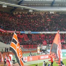 熱狂的なサポーター達