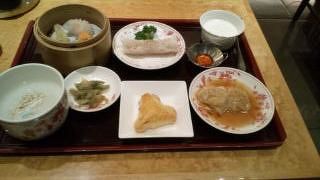 羽田空港での昼食はここ