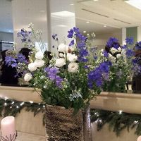 フロントそばの花束