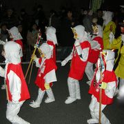 狐の行列で年明け