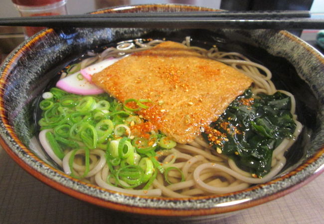 美味しうどんがホームで食べられます